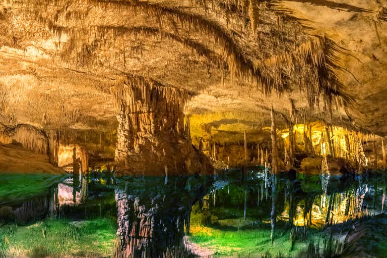 Lago Martel de las cuevas del Drach