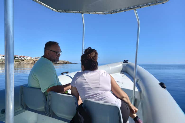 Alcuni passeggeri a bordo