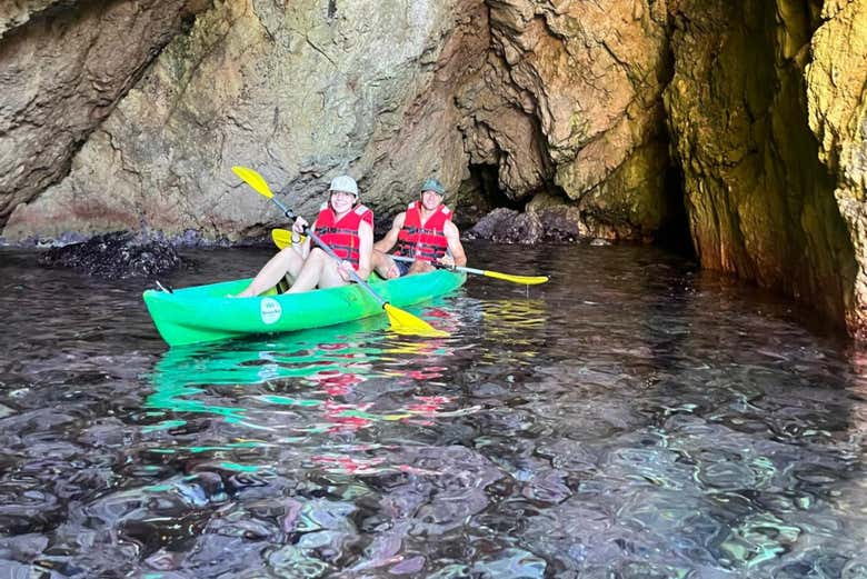Descubriendo el interior de cuevas escondidas