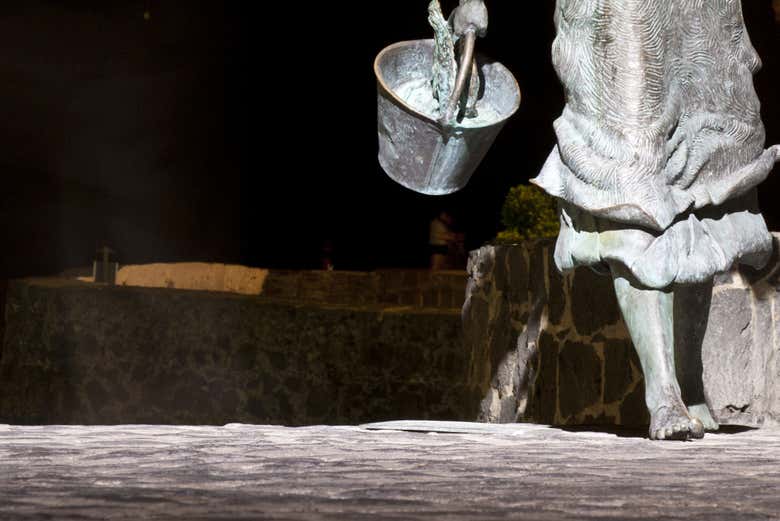 Monumento à Pescadora em Puerto de la Cruz