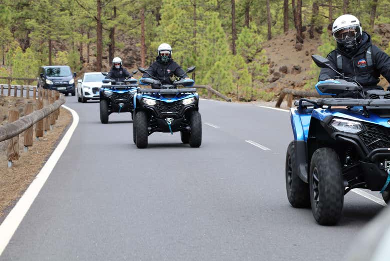 Viajando en dirección al Teide con los quads