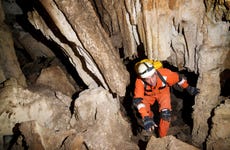 Espeleología en la Cueva de la Plata