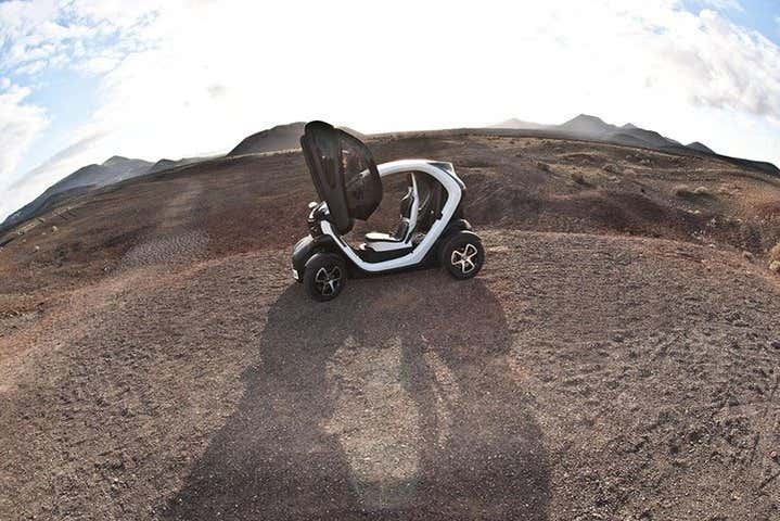 Una delle auto elettriche a Lanzarote