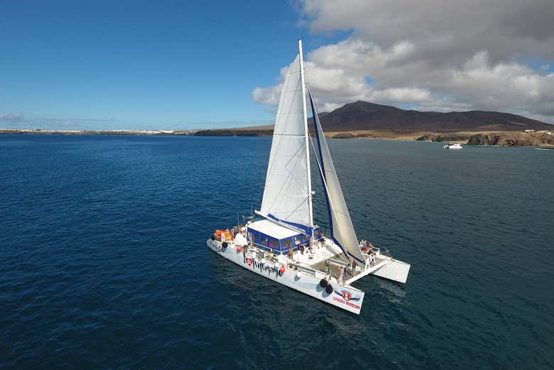 Cruising along the southern coast of Lanzarote