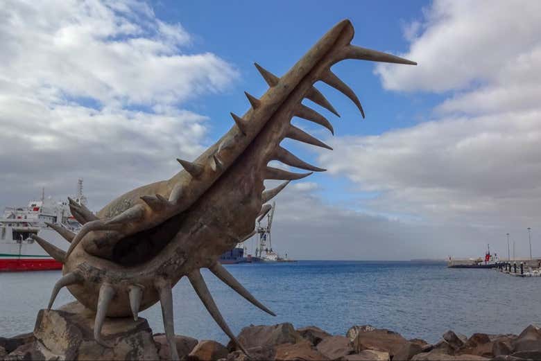 Peculiares esculturas en Puerto del Rosario