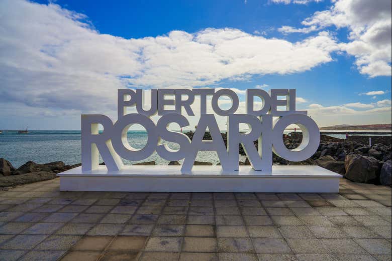 Letrero de Puerto del Rosario