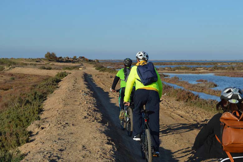 Pedalando pelas marismas do rio Odiel