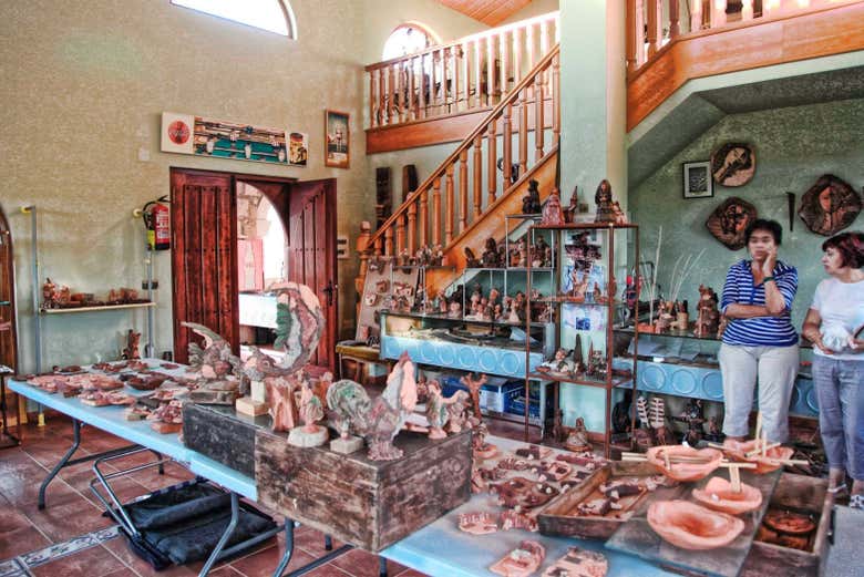 Boutique artisanale de la zone