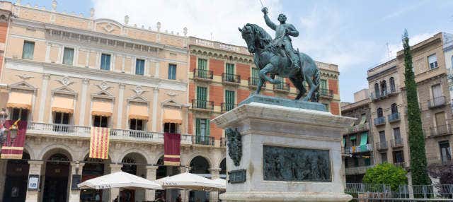 Tour por el Reus modernista - Reserva online en Civitatis.com