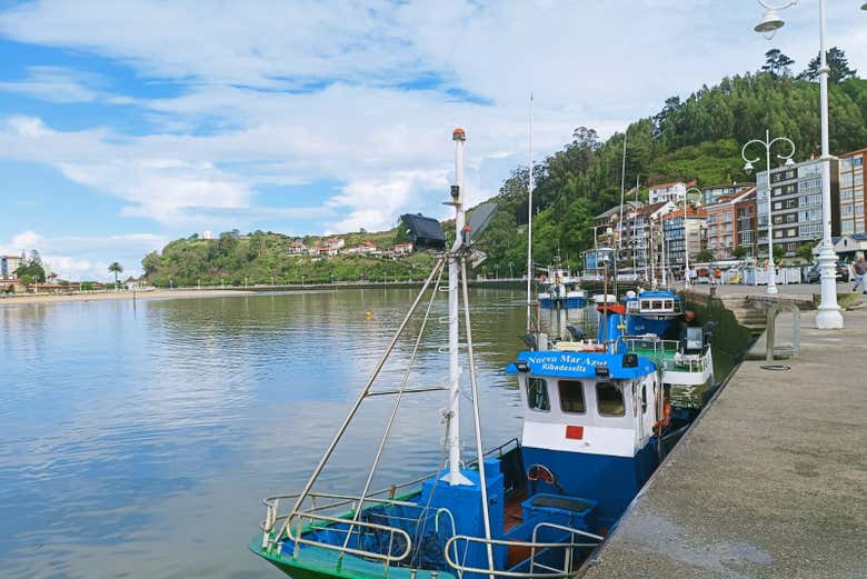 Barcos pesqueros en Ribadesella