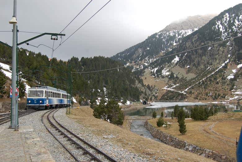 Montagnes de la Vallée de Nuria