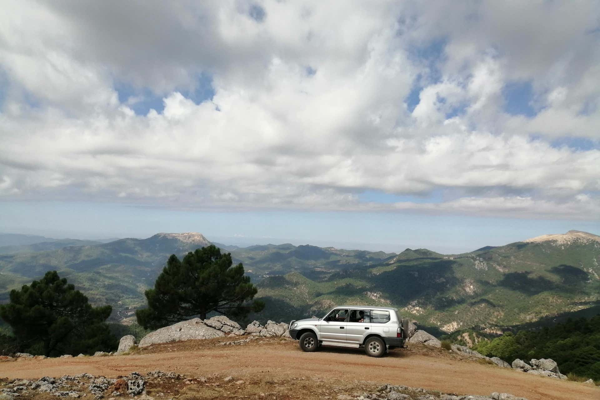 Tour en 4x4 por el nacimiento del río Mundo