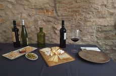 Cata de vinos y quesos en Ronda