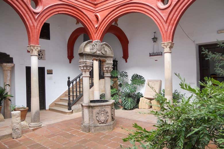 Mondragon Plaza