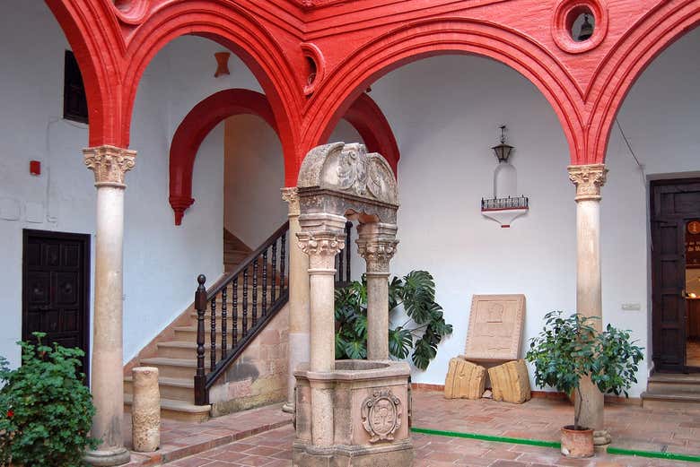 Visitez le palais de Mondragón