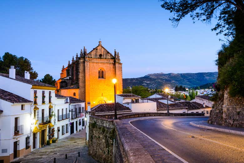 Calles de Ronda al anochecer