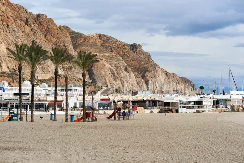 Amplias playas de la costa almeriense