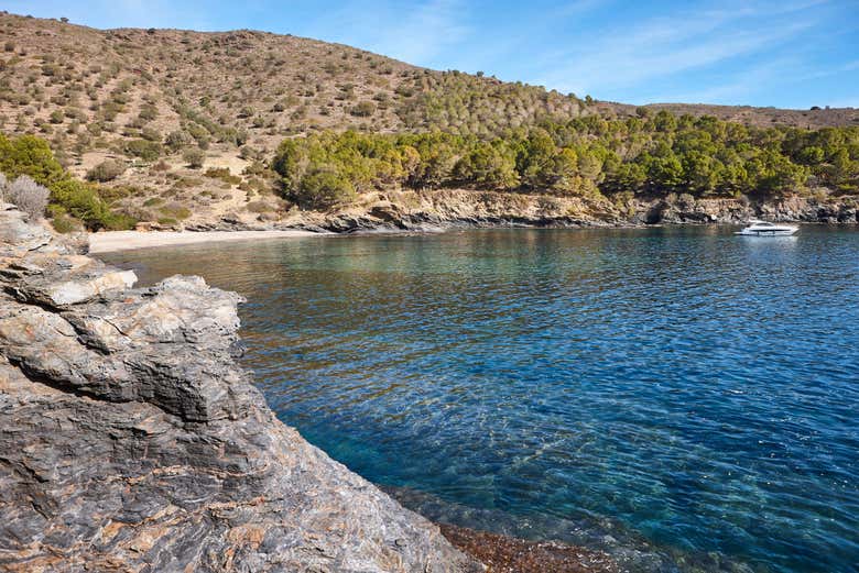 Aguas cristalinas de cala Pelosa