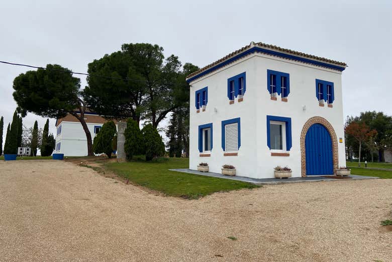 Extérieur du domaine viticole de Rodriguez y Sanzo