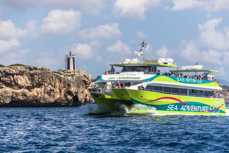 Solcando le acque del Mediterraneo