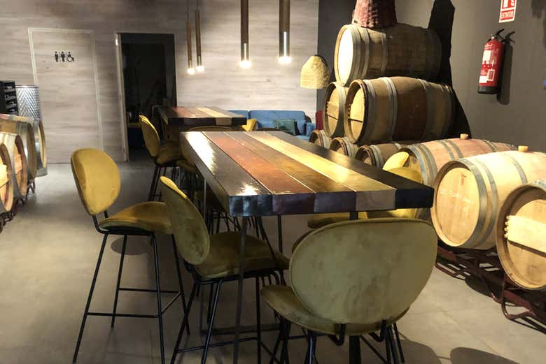 Tasting room of the Alútiz winery