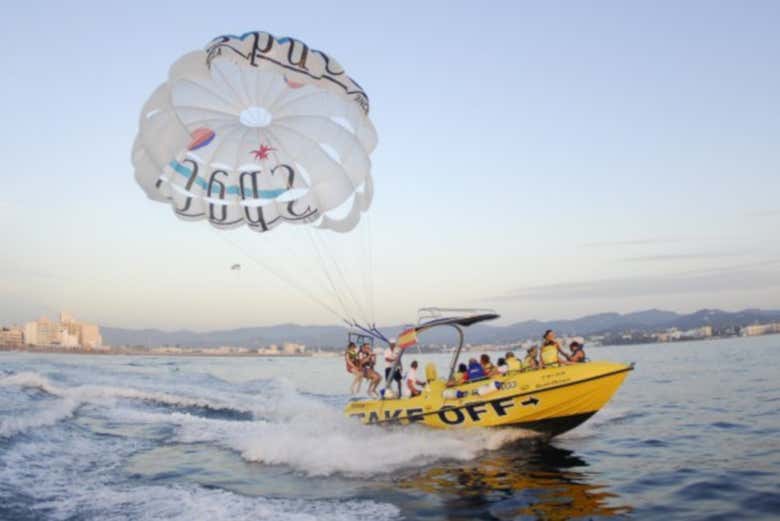 Speedboat used to do the activity