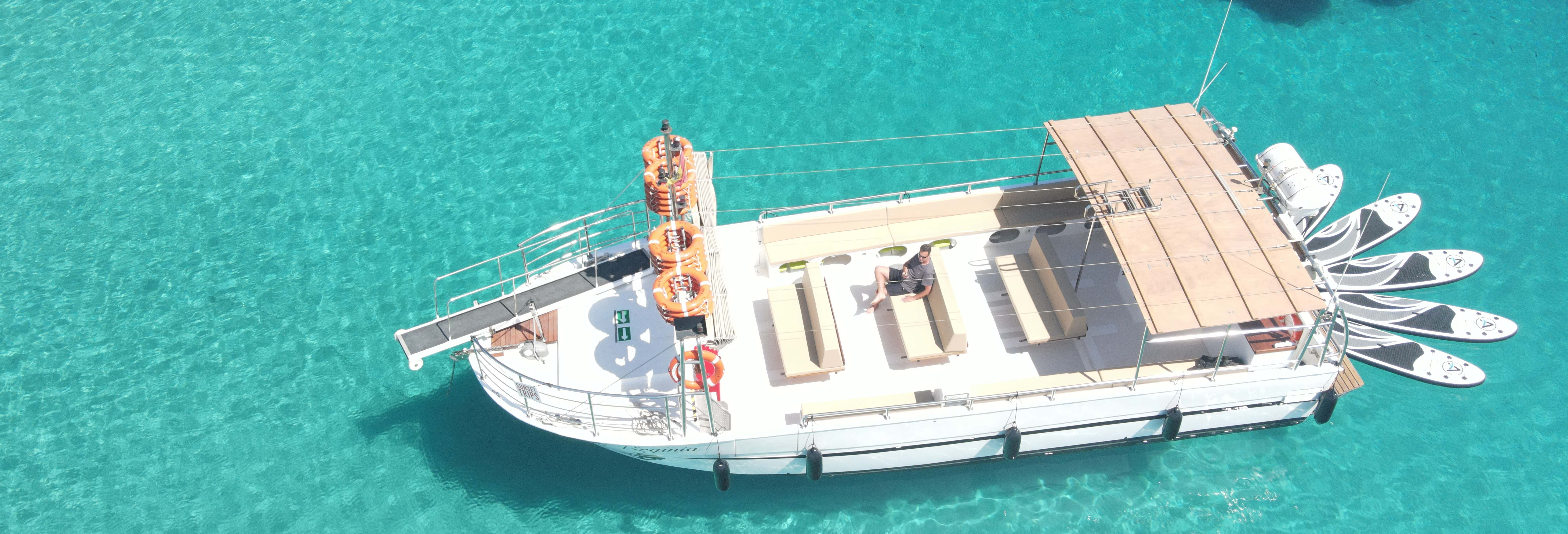 Boat tours in San Antonio Abad
