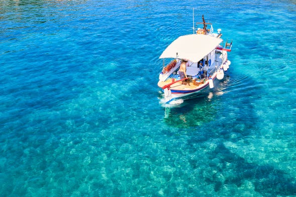 Giro in barca per le calette di Ibiza