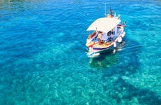 Paseo en barco por las calas de Ibiza