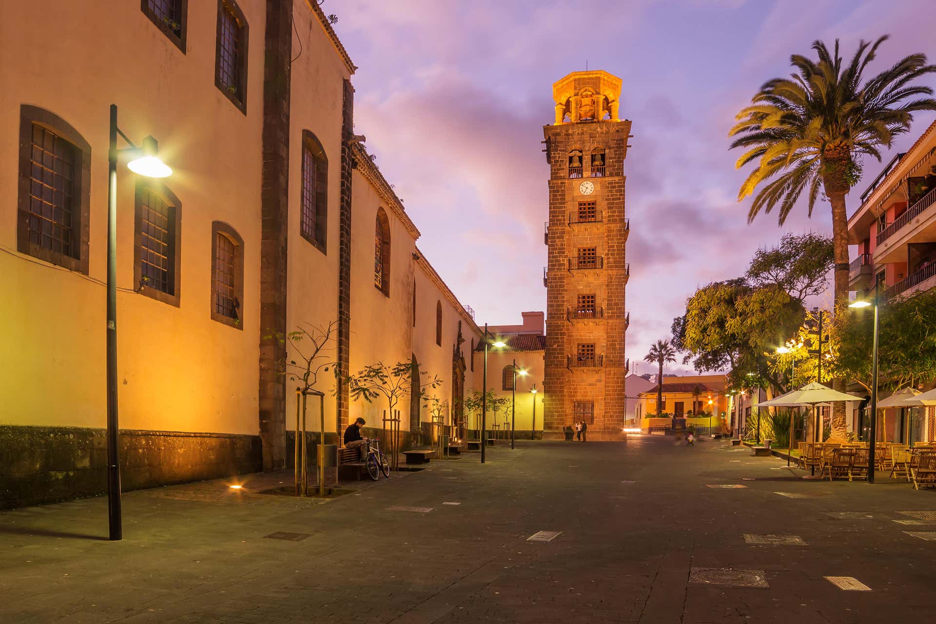 Tour de los misterios y leyendas de La Laguna