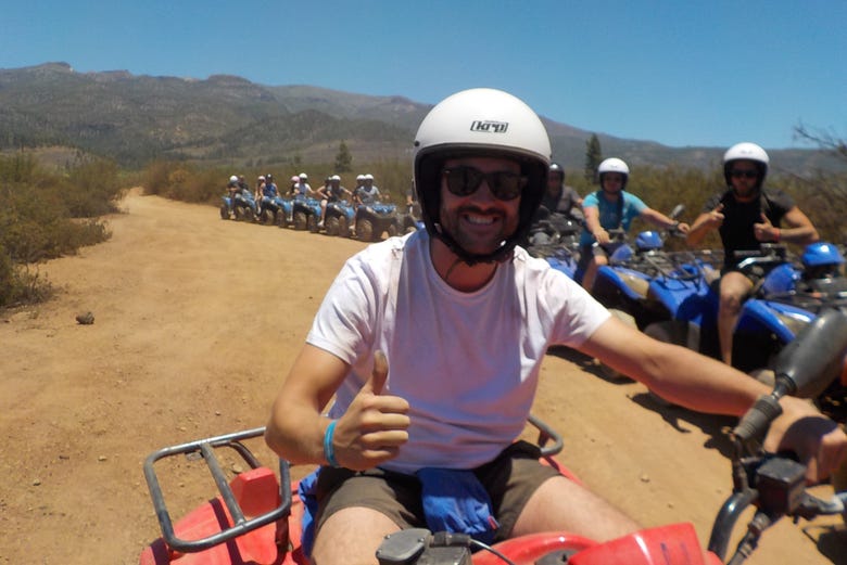 Desfrutando do tour de quadriciclo por Tenerife
