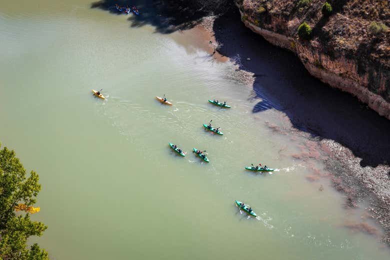 Podréis recorrer las Hoces del Duratón a bordo de los kayaks