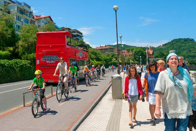 The San Sebastian hop on hop off tourist bus