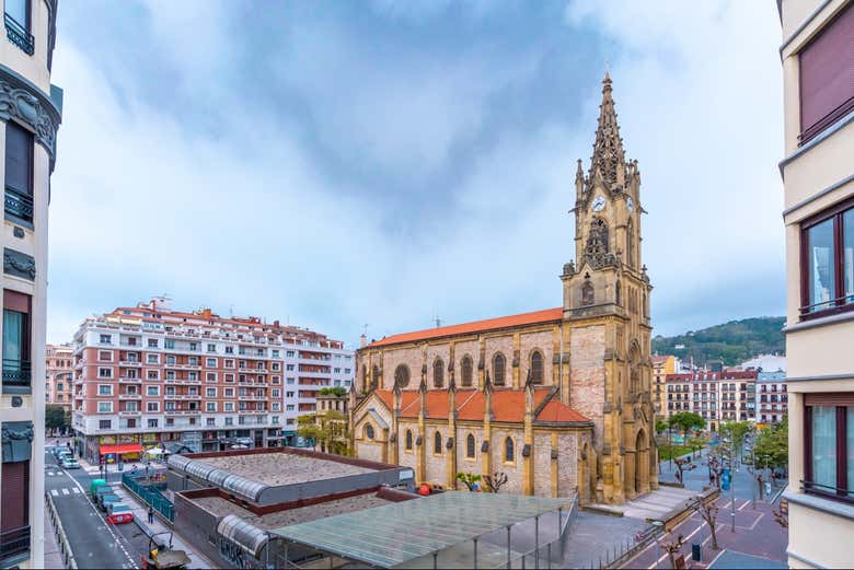 Église paroissiale de San Ignacio dans le quartier de Gros