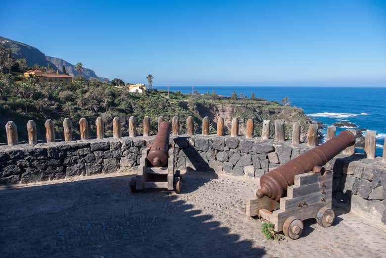 Cañones en el fortín de San Fernando