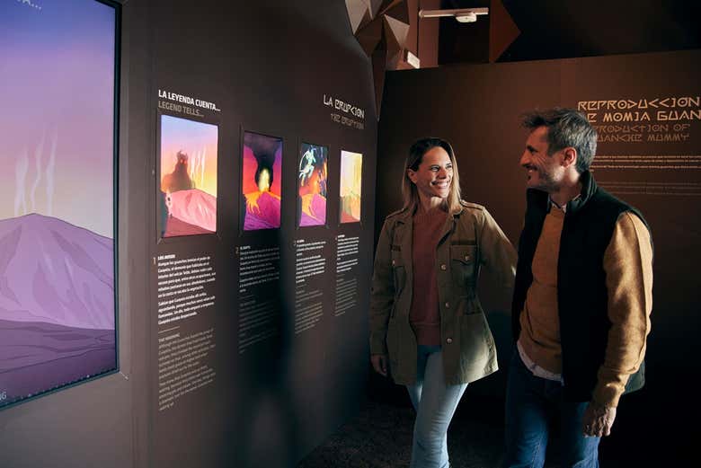 Percorrendo la mostra del Centro Visitatori del Teide