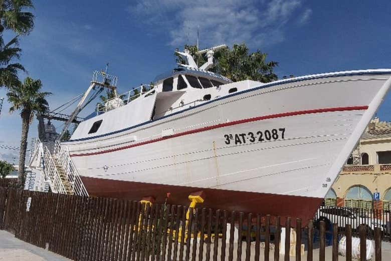 Barco Esteban González