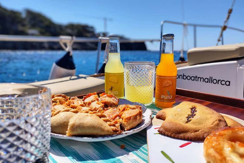 Delicioso aperitivo que podremos tomar a bordo
