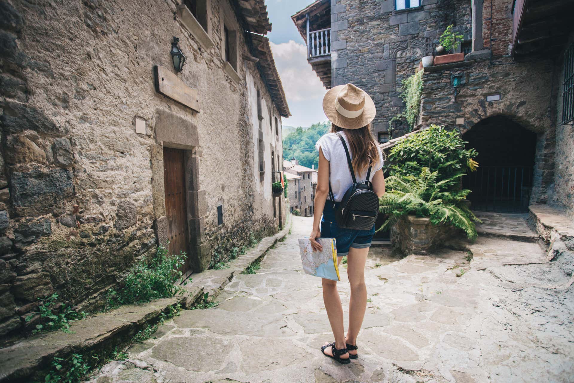 Escursione a Vic, Rupit e Besalú
