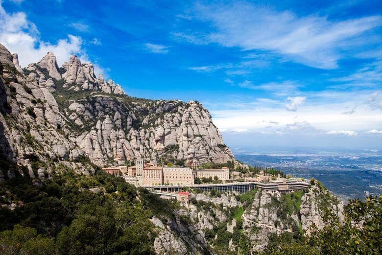 Panoramic views of the massif