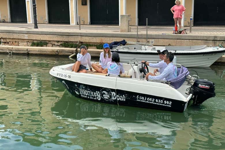 Listos para comenzar el paseo en barco