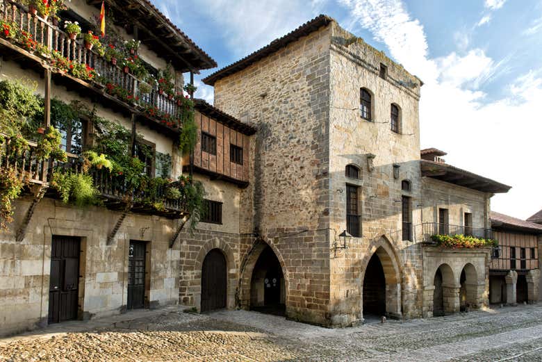 Edificios medievales de Santillana del Mar