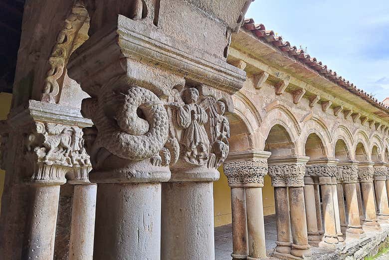 Capiteles Colegiata Santa Juliana