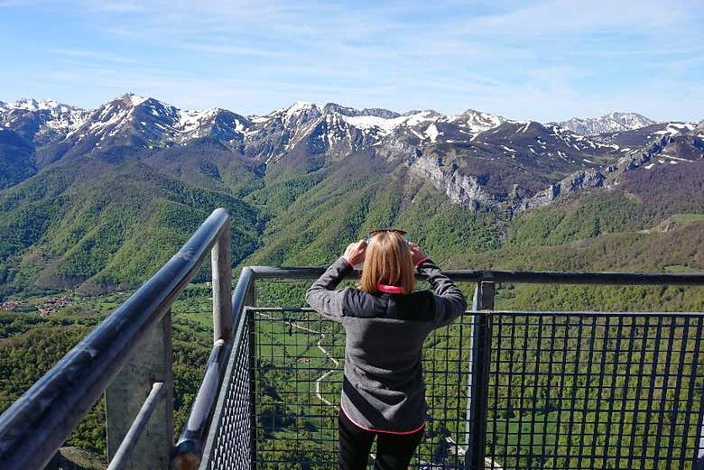 Observando los Picos de Europa