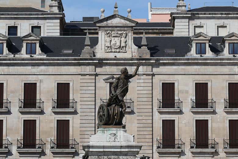Plaza Velarde o Porticada