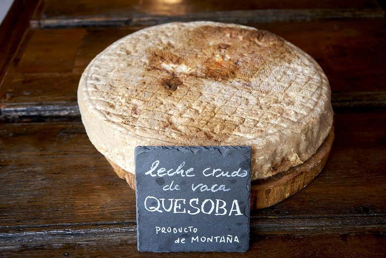 Un queso de leche cruda de vaca