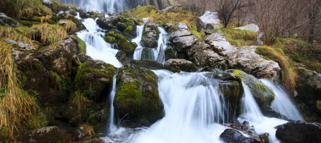 Excursión a los Collados del Asón y descenso en canoa
