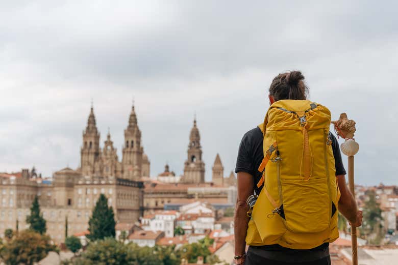 Contemplando la Catedral de Santiago de Compostela