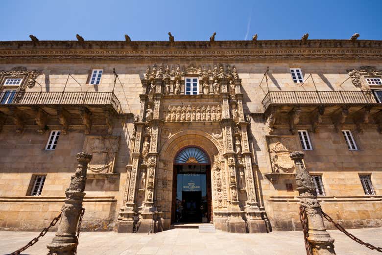 Facade of the Hostal de los Reyes Católicos