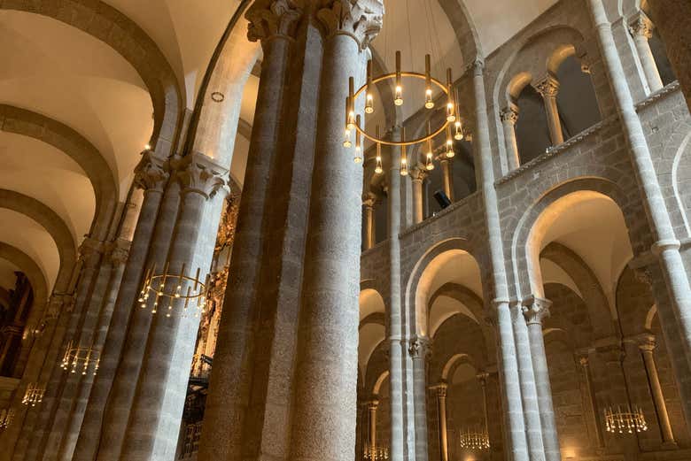 Discover the stunning interior of the Cathedral of Santiago